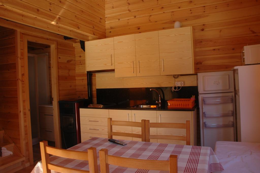 Camping Era Yerla D'阿蒂斯 客房 照片